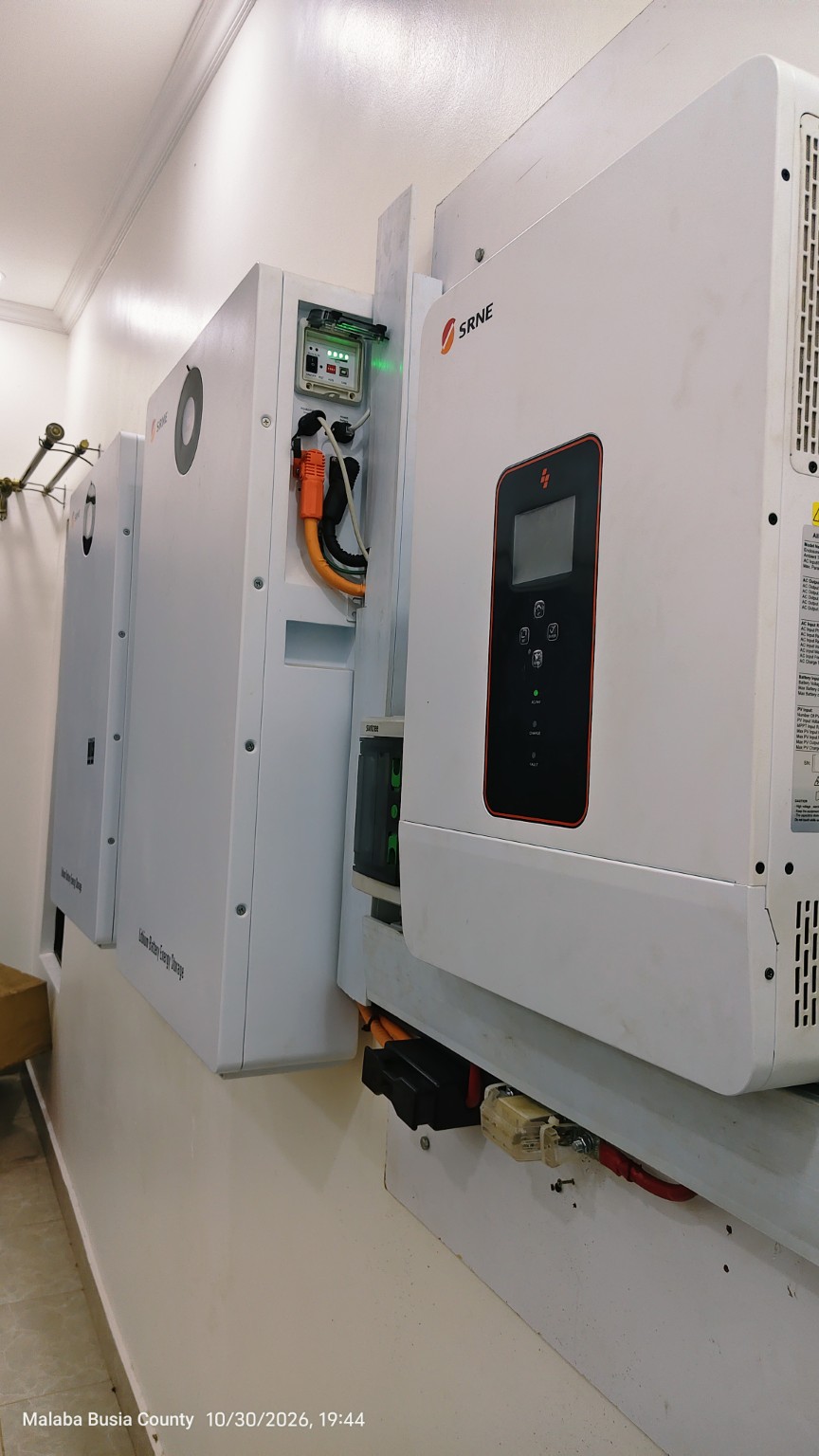 Solar inverter equipment